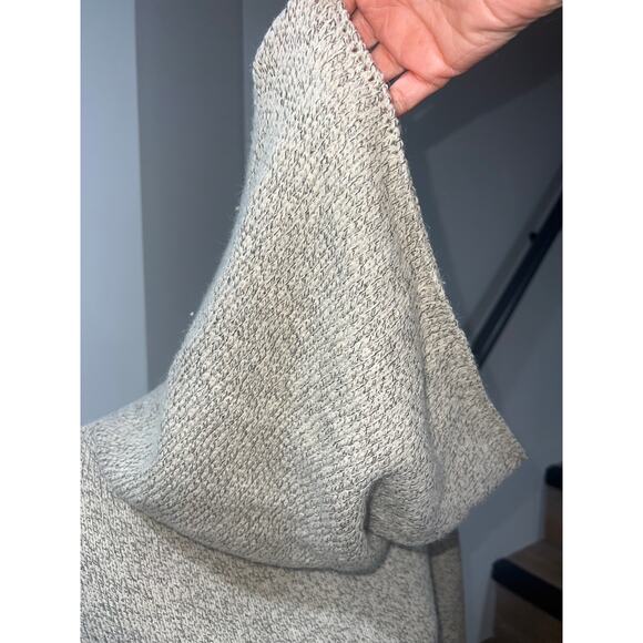 Entro Beige Cowl Neck Sweater Dolman Sleeves High-Low Hem Kangaroo Pocket
M - Picture 9 of 14